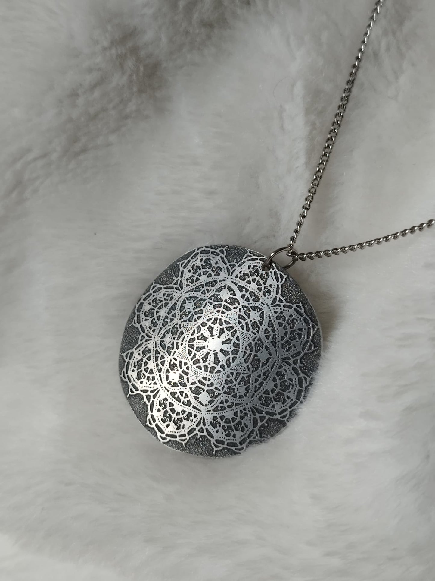 Ocean Song Medallion