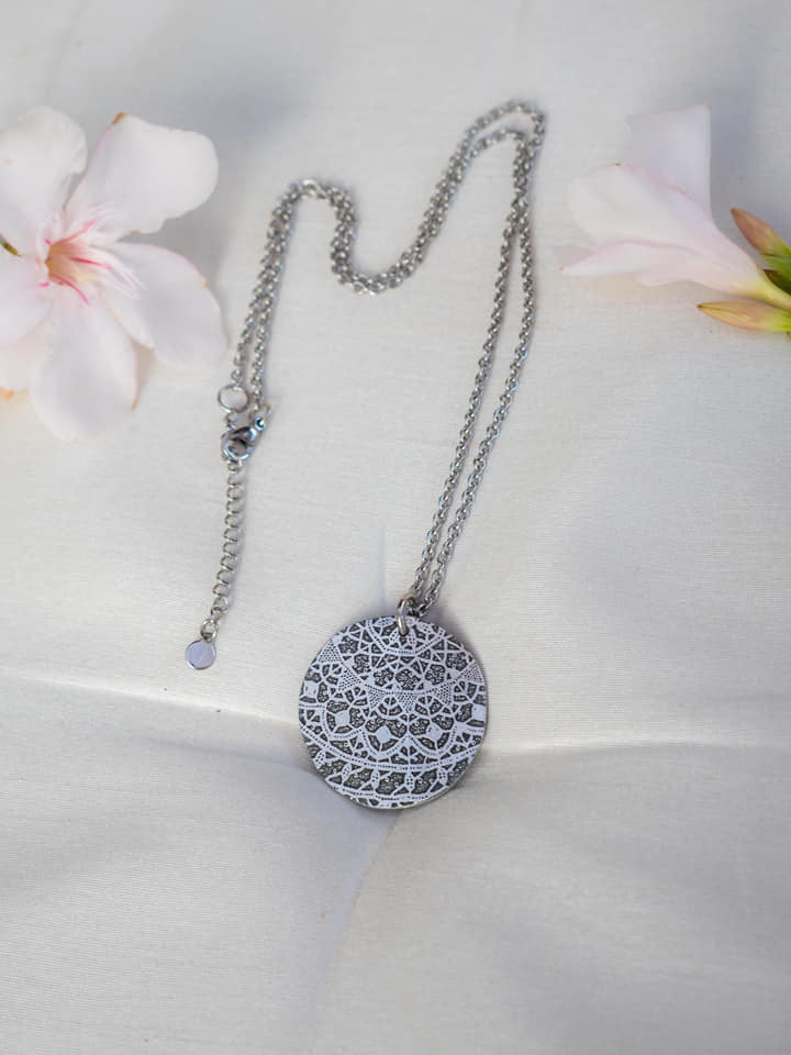 Kolo Medallion