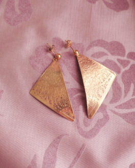 Trokut paške čipke