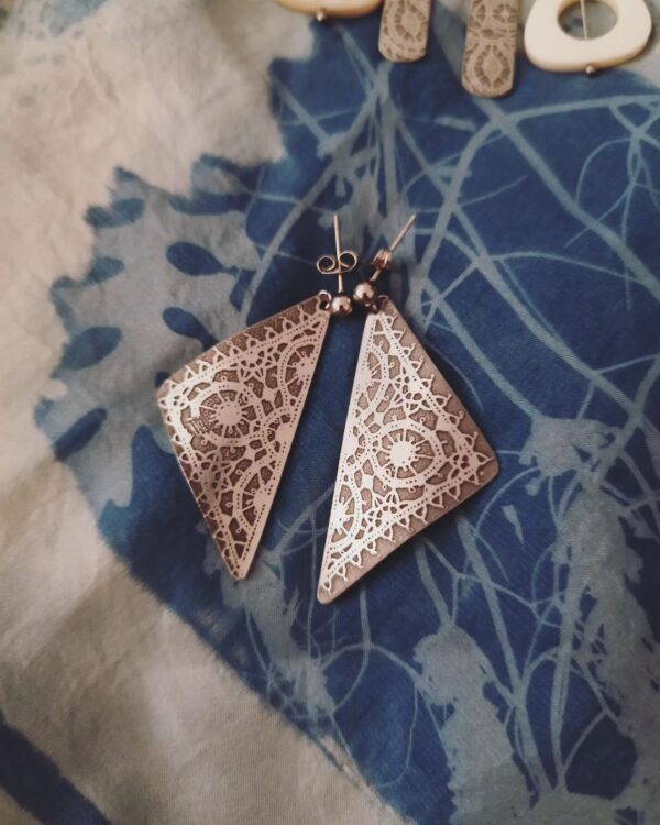 Trokut čipke naušnice