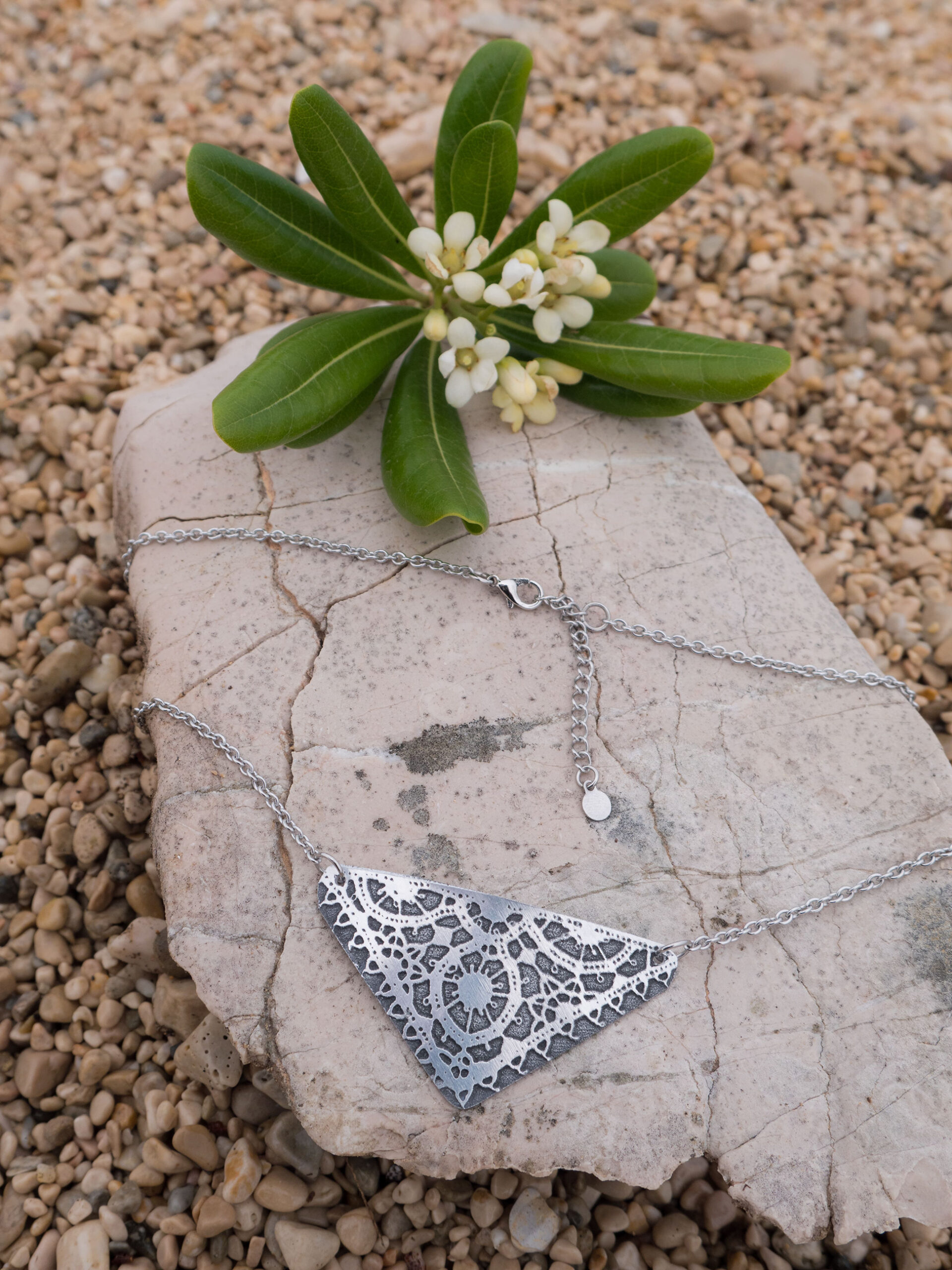 Trokutić ogrlica - Slika 2