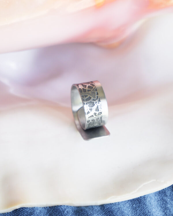 Podesivi prsten čipka s crtom