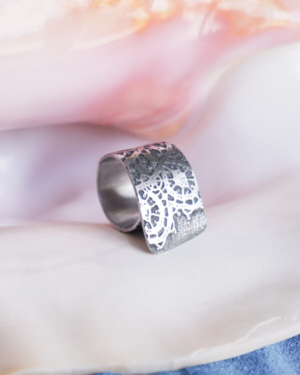 Čipkasti podesivi prsten