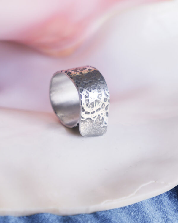 Podesivi prsten paška čipka