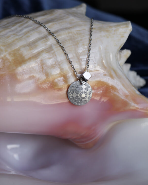 Urchin mini medaljon