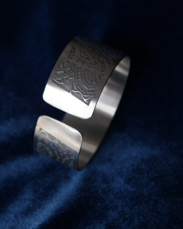 Čipkasta narukvica Sunce